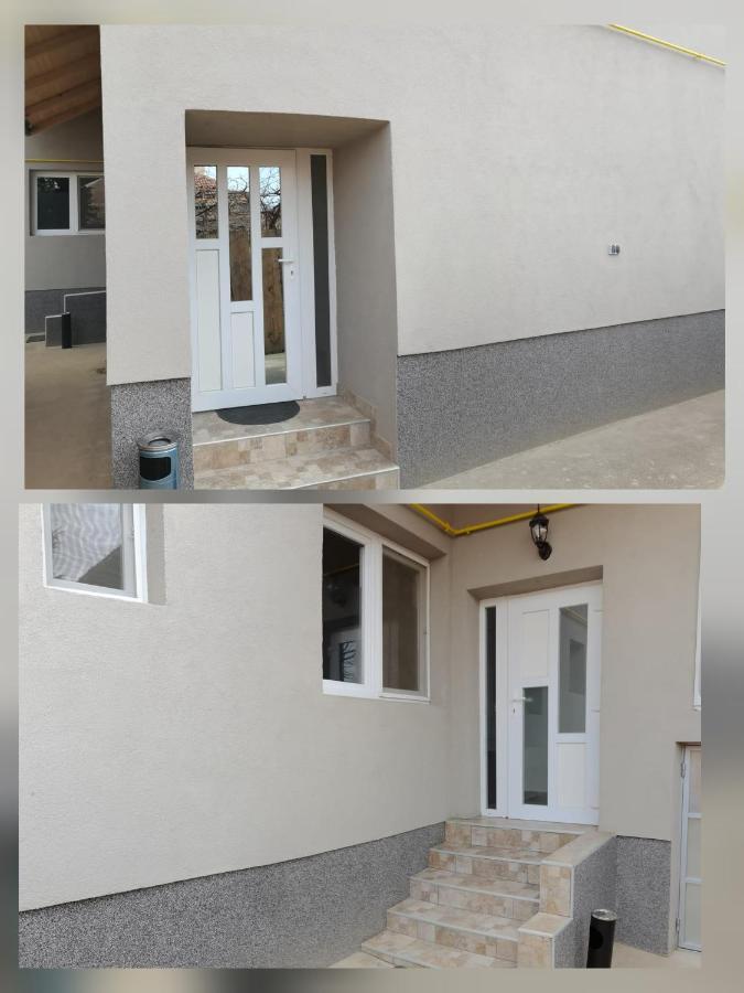 Carla'S Place Ap 2 Oradea Exteriör bild